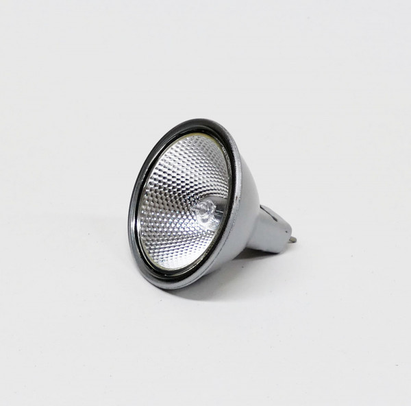 Halogen lamp with silver coating on the outside