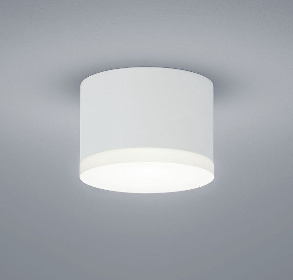 LED surface mounted luminaire made of metal with a diffuser made of acrylic glass, which allows a soft and glare-free radiation - here the variant in surface white.