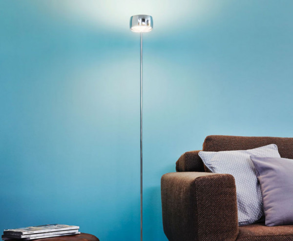 LED floor lamp GRACE by Oligo with gesture control - here the variant with lamp head in chrome
