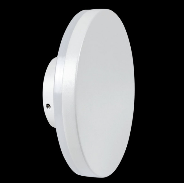 LED Wandaufbau-Leuchte ohne Einbautiefe zum direkten Aufschrauben auf den 230V-Auslass - hier die Variante in Oberfläche weiß