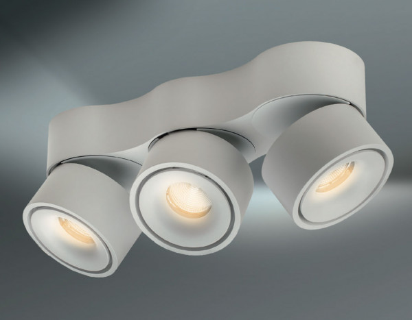3-fold LED Maxi-Spot rotatable and swiveling optionally in the surfaces white or black